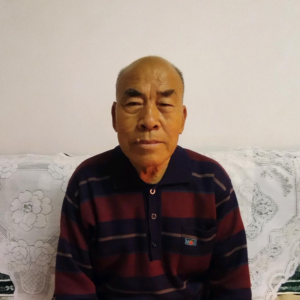 一个性格开朗的老人