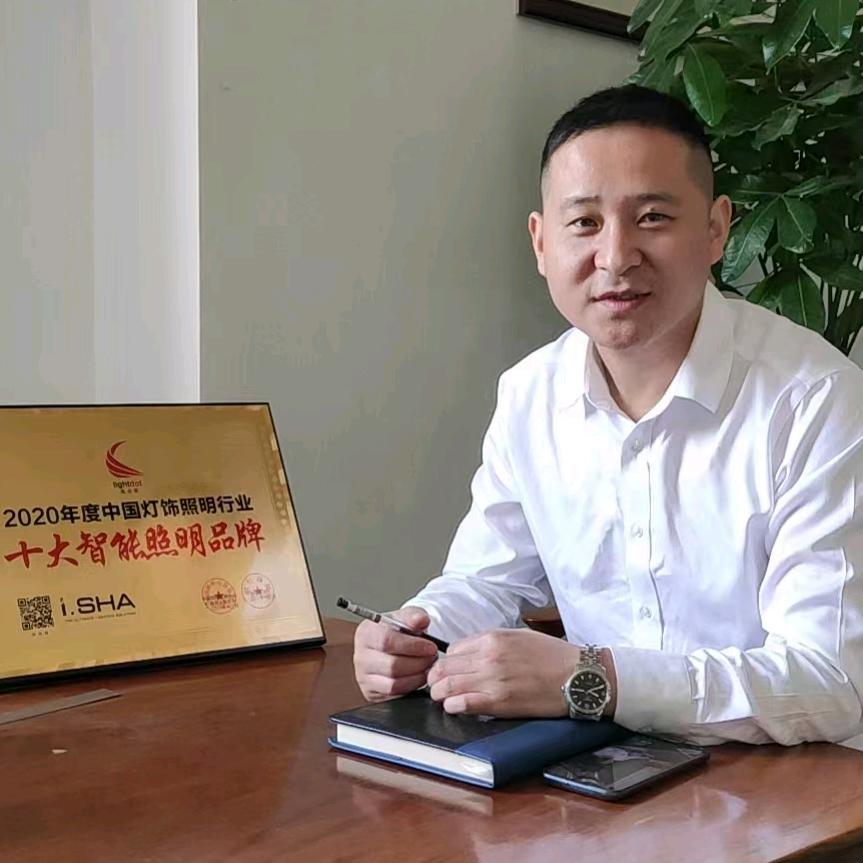 智能老邱