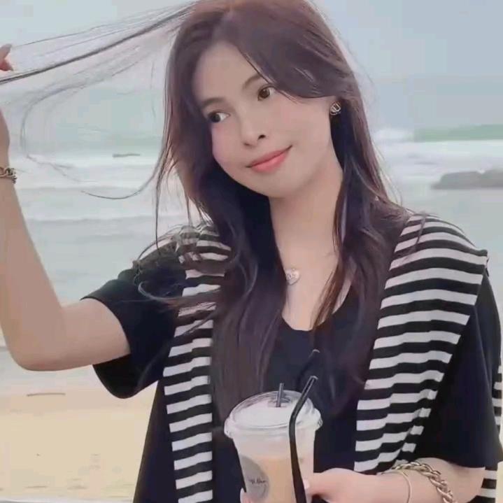伊人浅笑最倾城💞