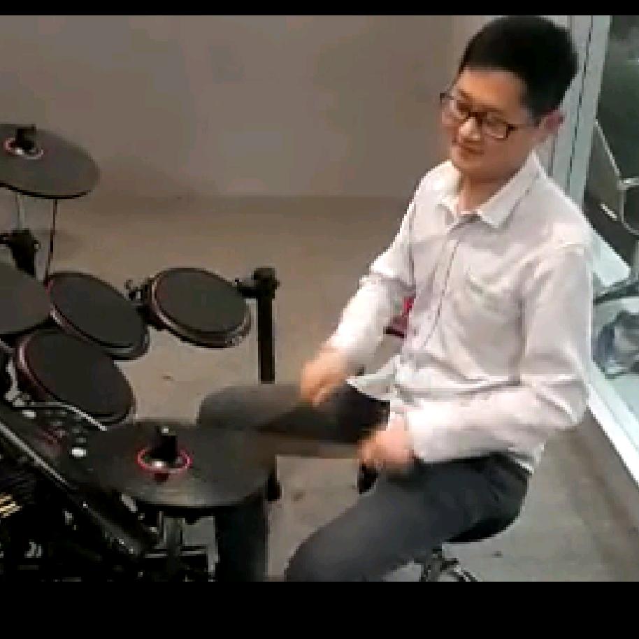 任臻
