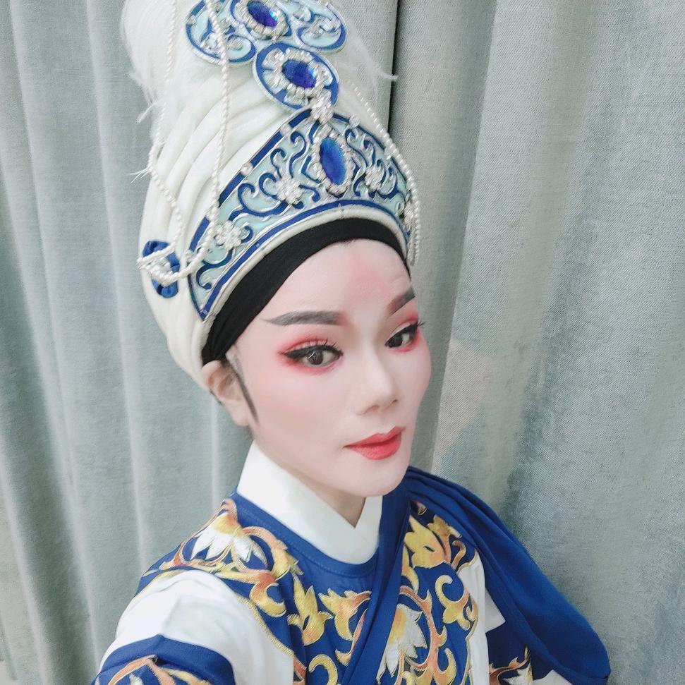 🌹🌹飘雪❄️❄️🐲