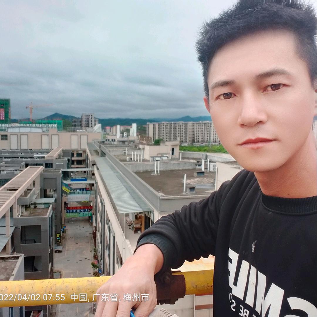 贵健逸云