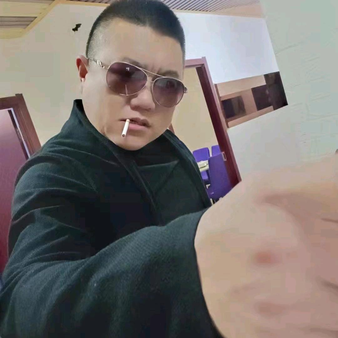 龙龙，说事