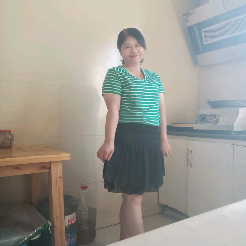 逼出来的坚强余摆摆