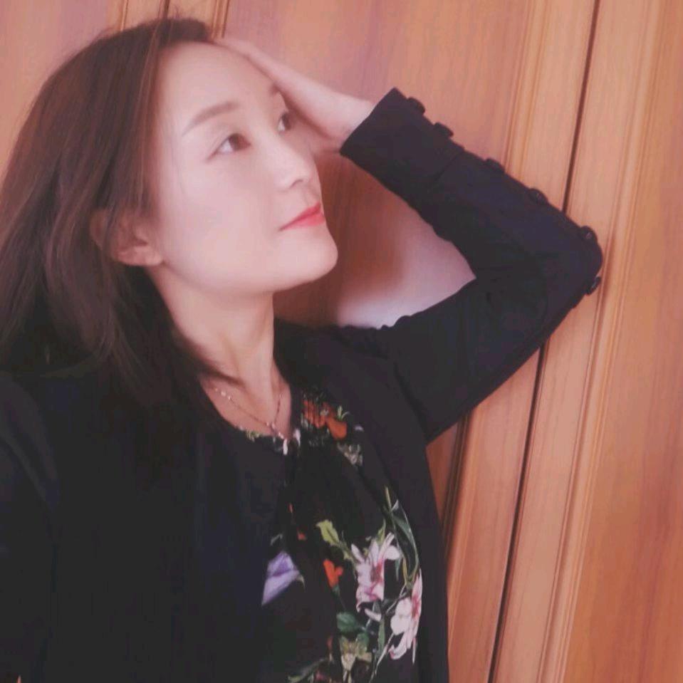 A快递小姐姐