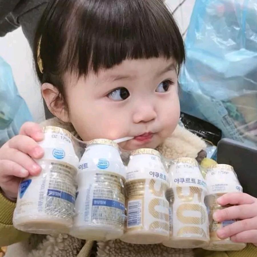 zua尼