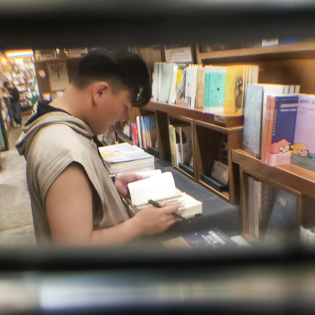 大白先生