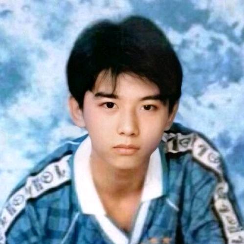 美男子郭浪
