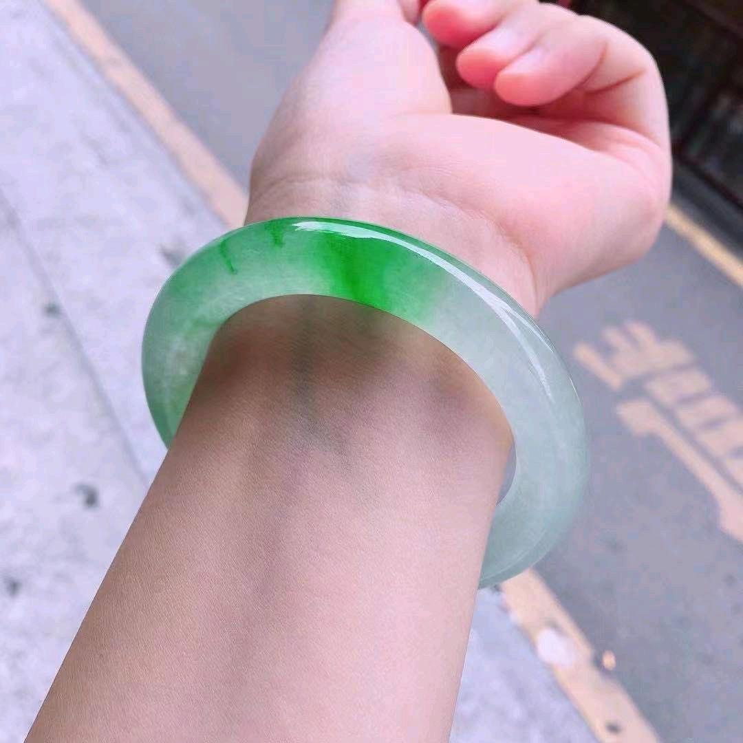 延安吾悦-翠万福缘珠宝