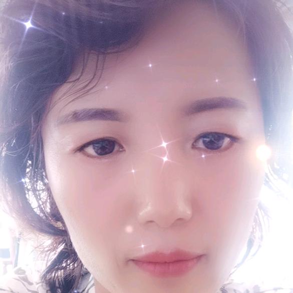 黄俊玲