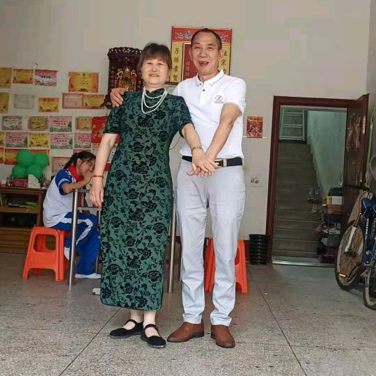 刘清芬