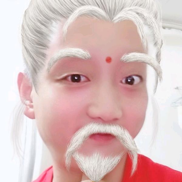 自由自在 快乐飞翔。