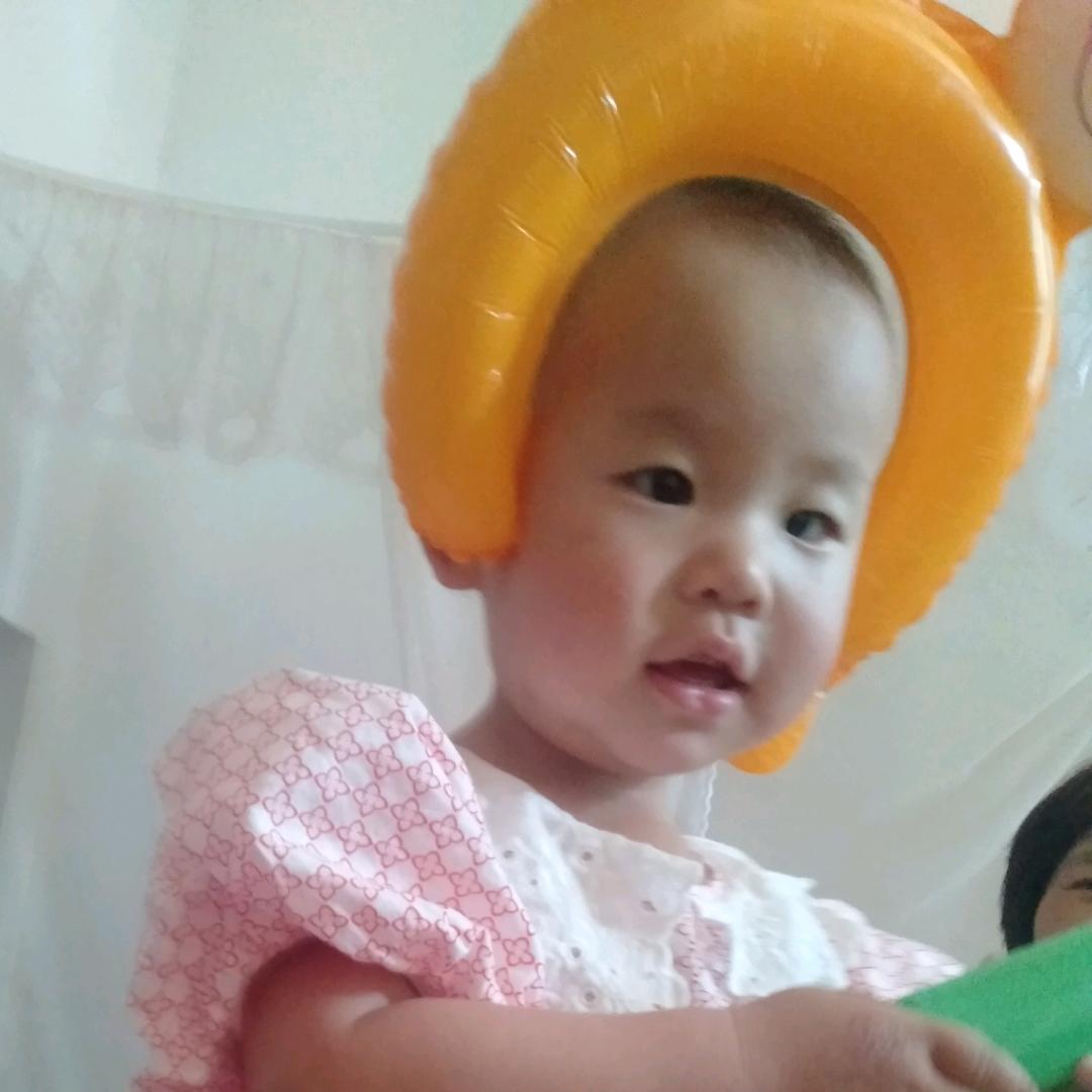欣欣