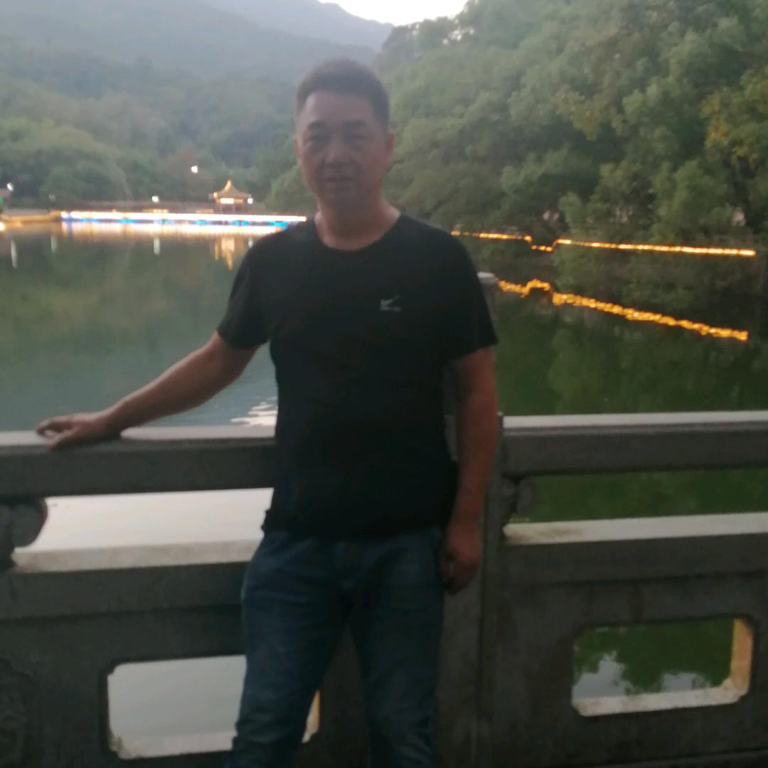 李吉