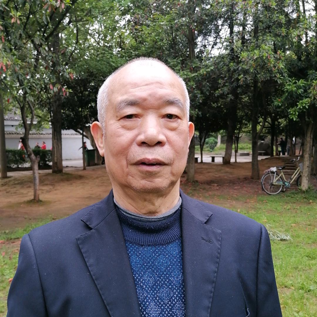 谢振球
