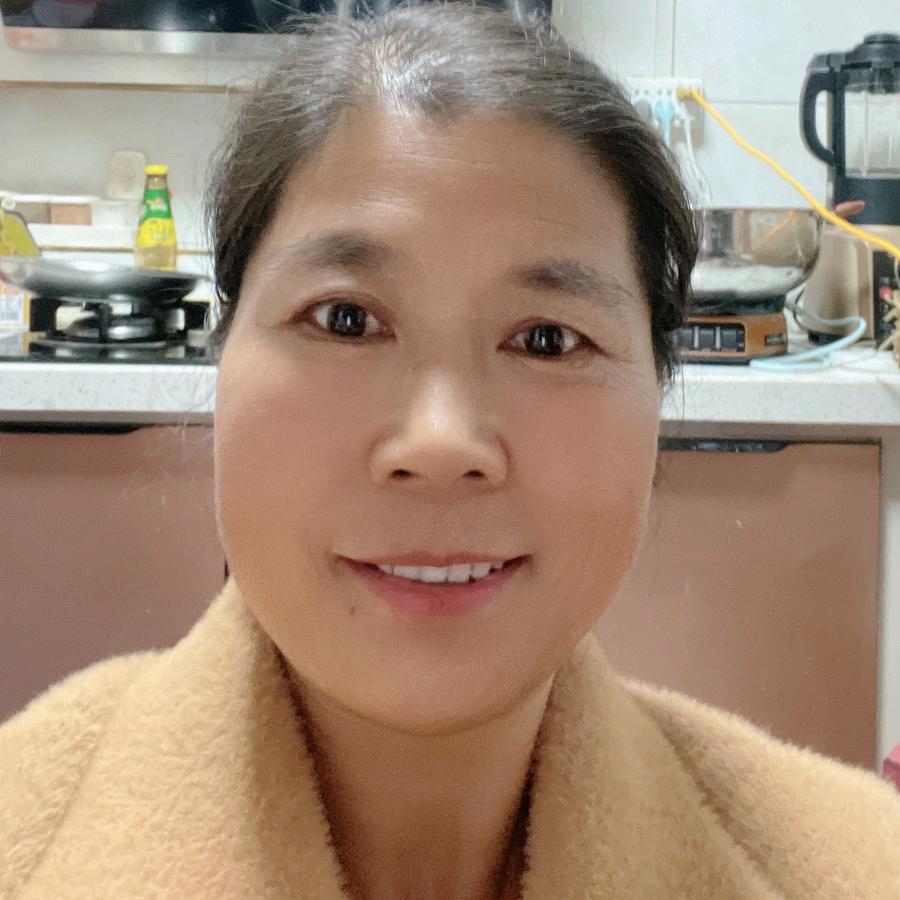 睢县尤吉屯仿亮鞋业