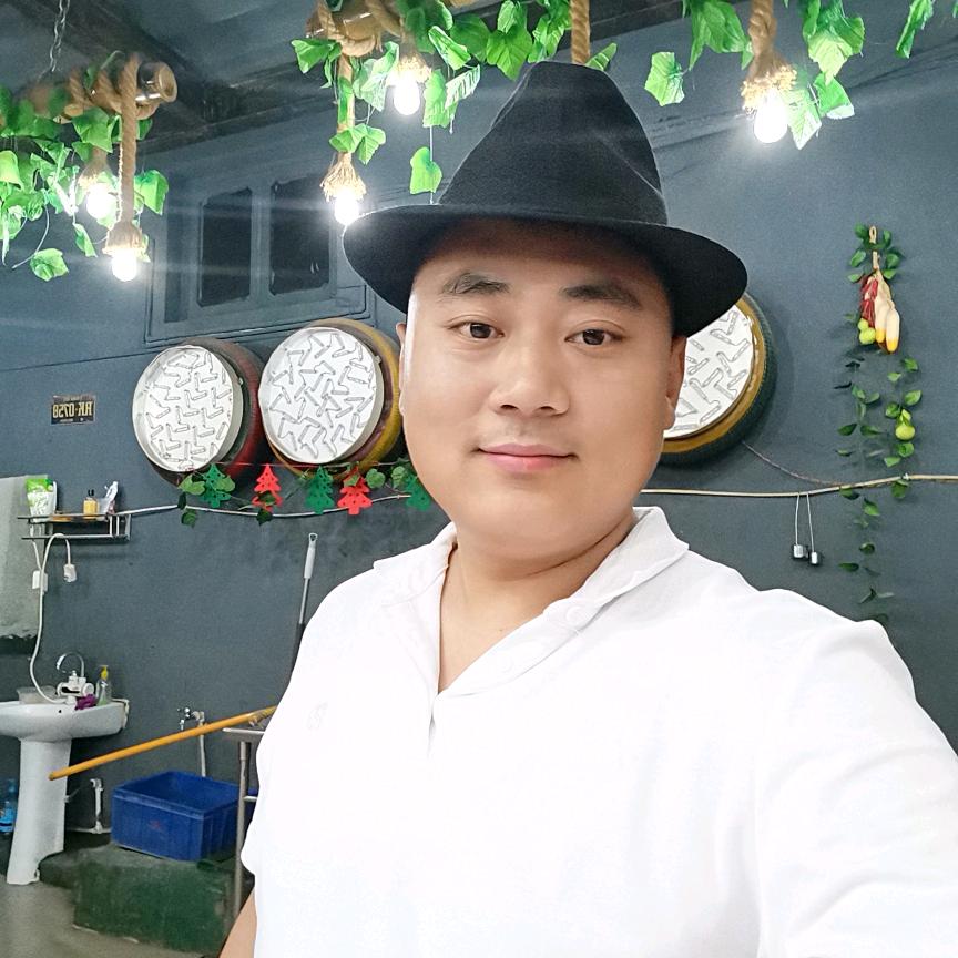 临沂炒鸡小明
