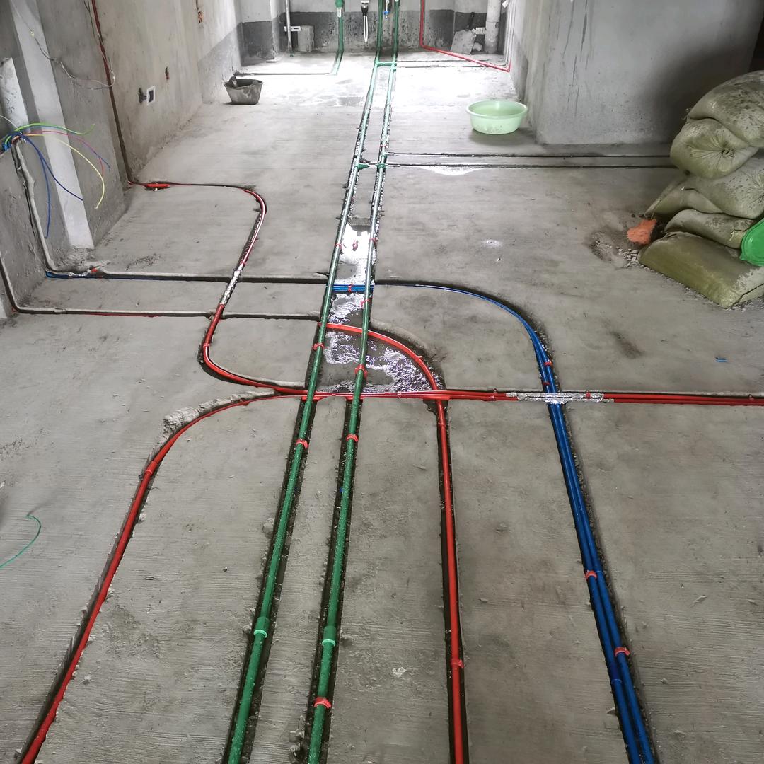谷正文