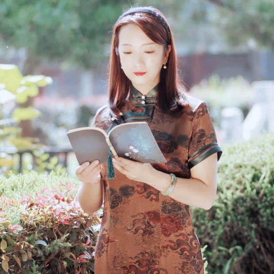 爱朗诵的桐瑞