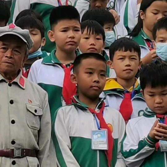 爱你是孤单的心事