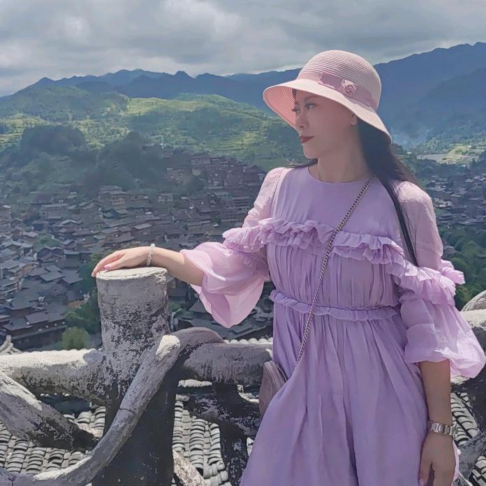 响哥海鲜烧烤店(老板娘)