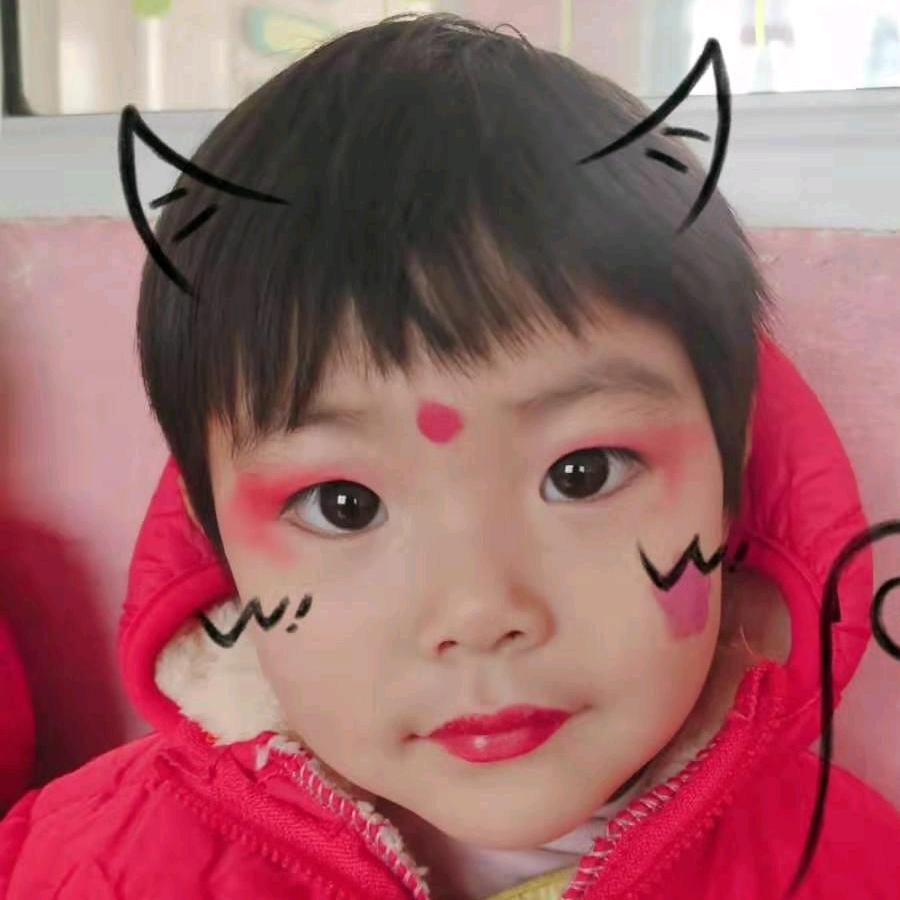 彩虹泡泡雯雯斗鸡