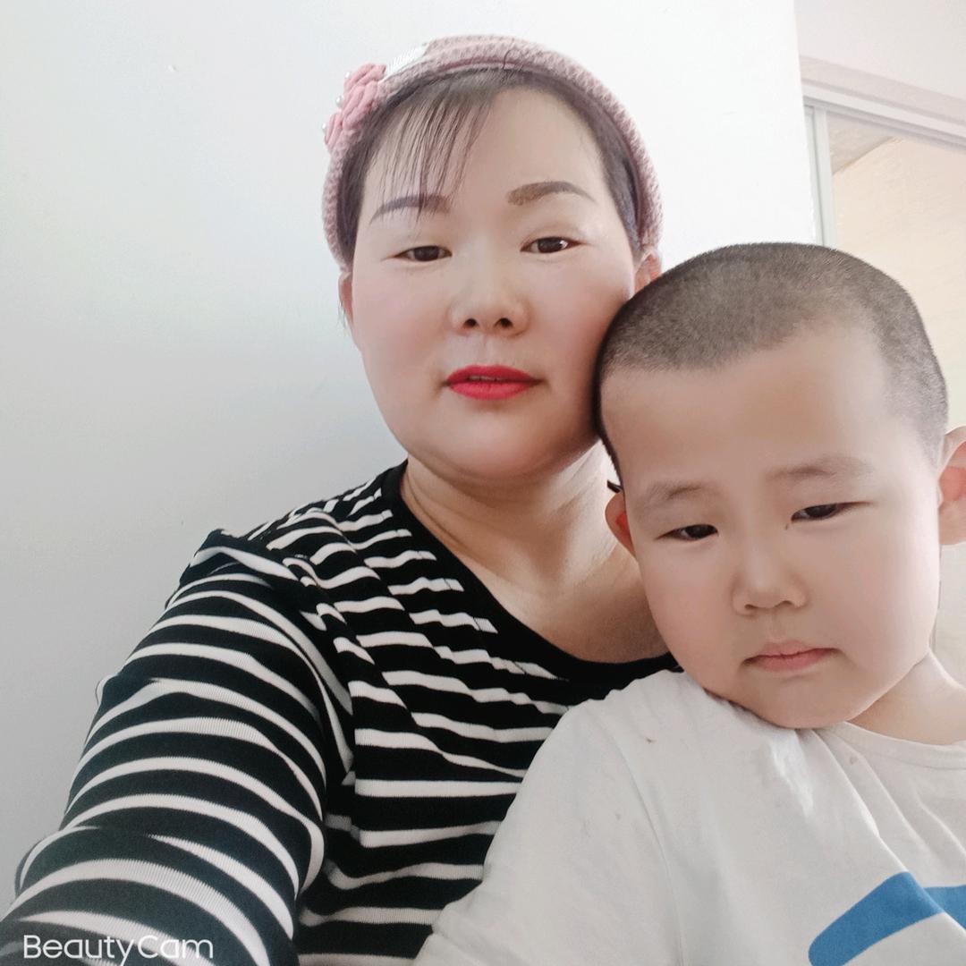 贺自萍