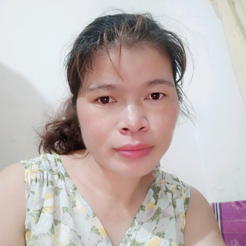 乡村包子店，地址是桑郎镇双迎门业对面。