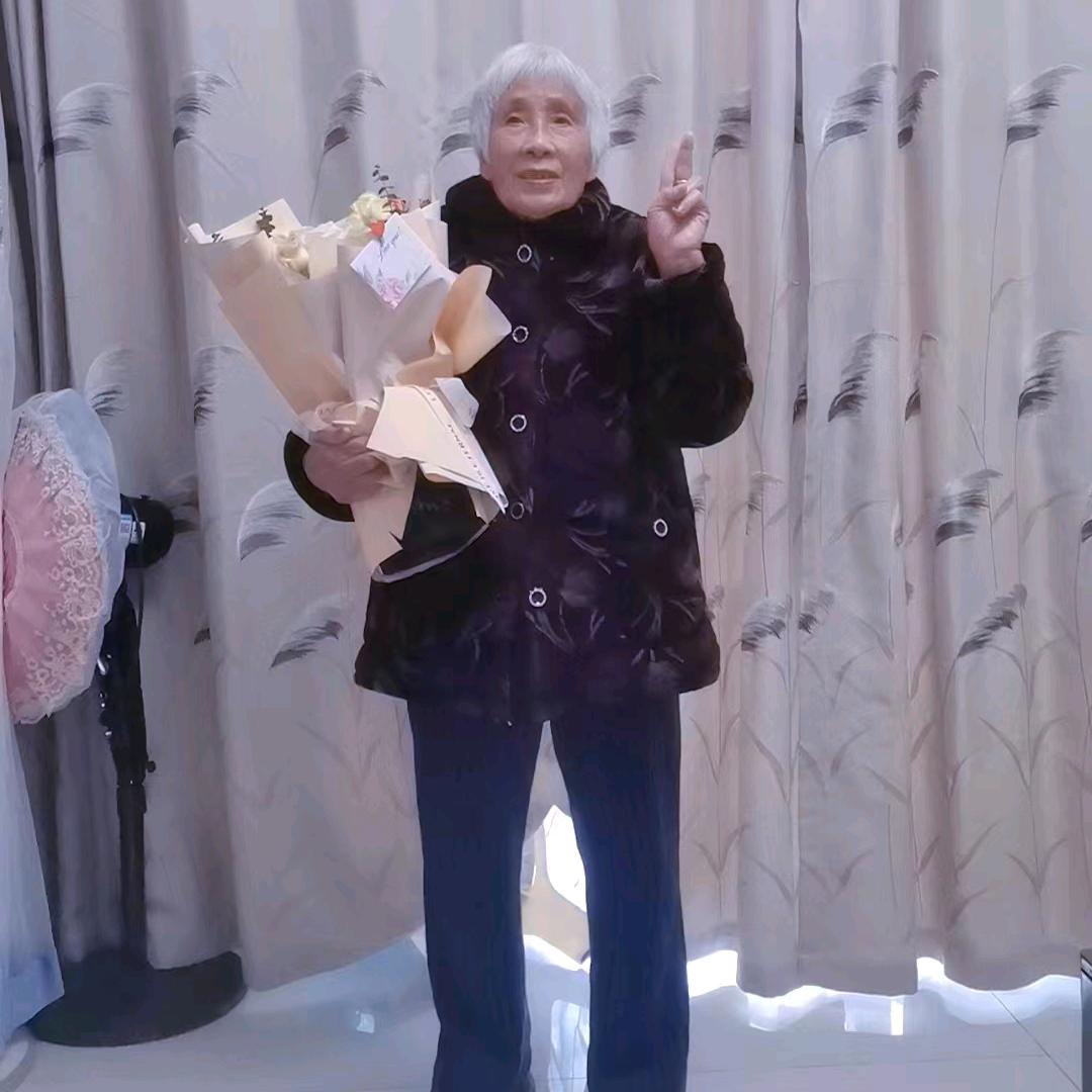 舒母