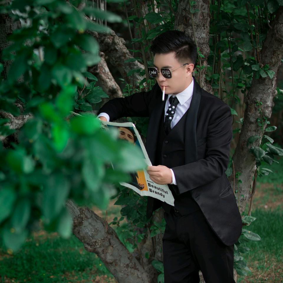 还是那个小赵。