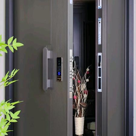 万泓门业浙江防盗门工厂