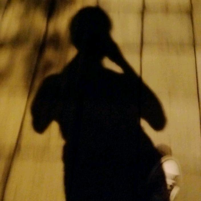 颜同学👨🎽👖