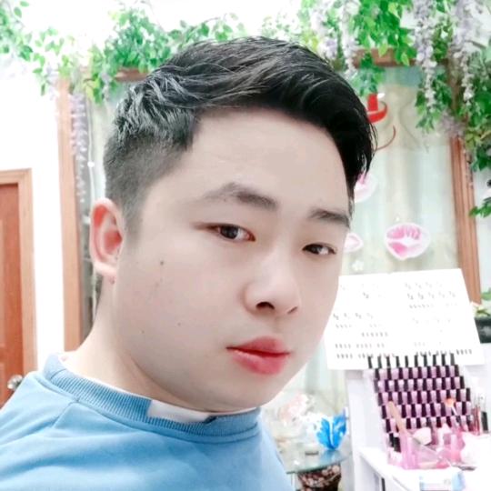 ☘️孤望月独酌