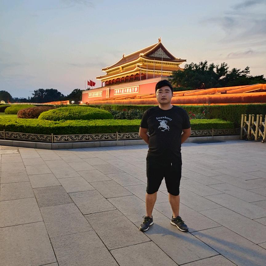 月亮是我啃湾的🌙
