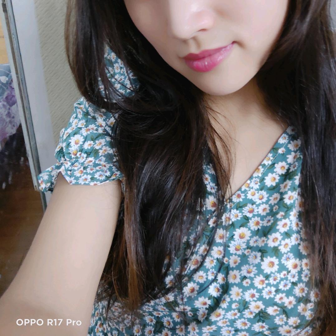 拉砖小姐姐