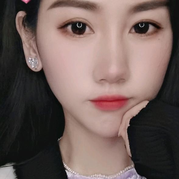 @别理我☠️