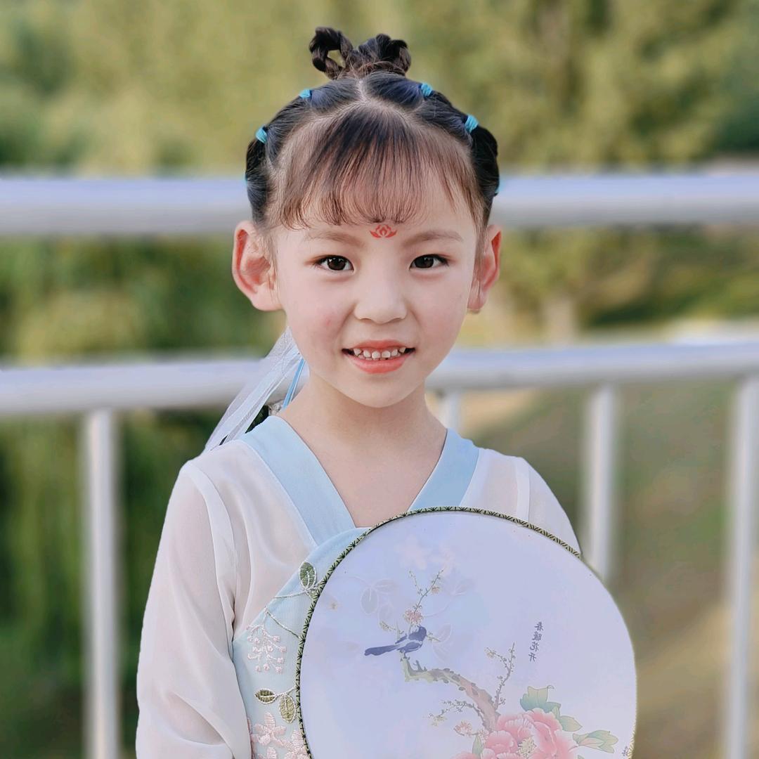 萌萌的日常扎发@抖音