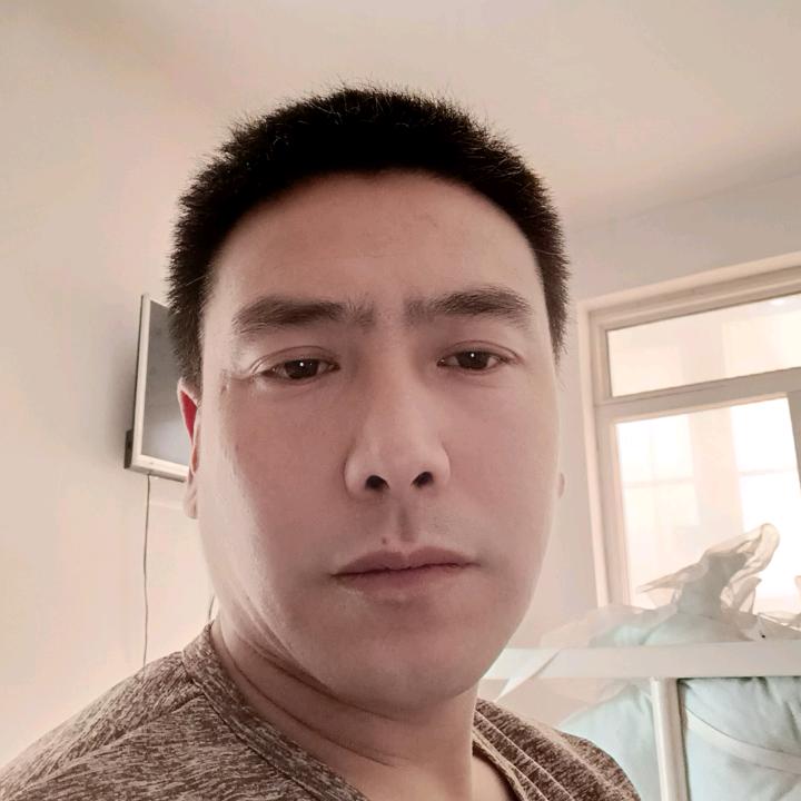 杨保江