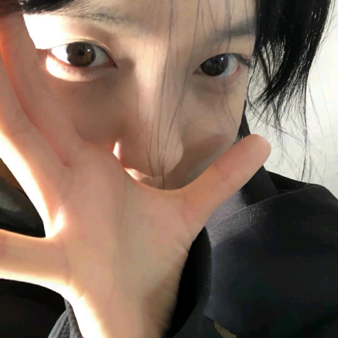 陈屿汐.