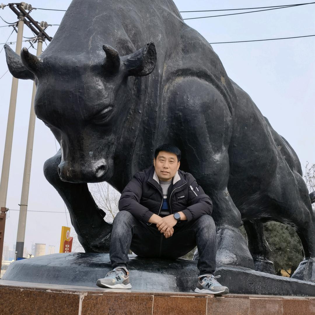 闫冰