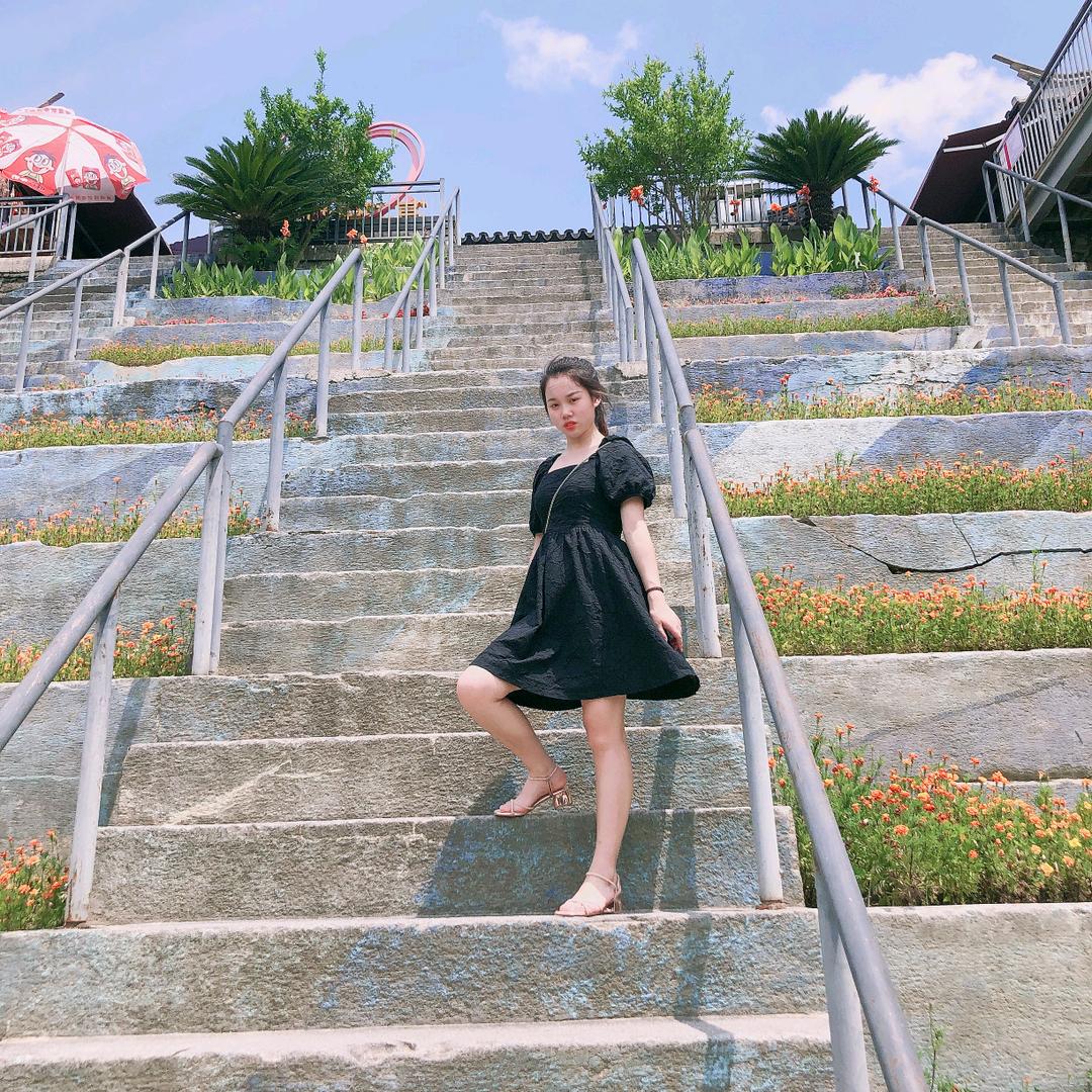精怪Yv