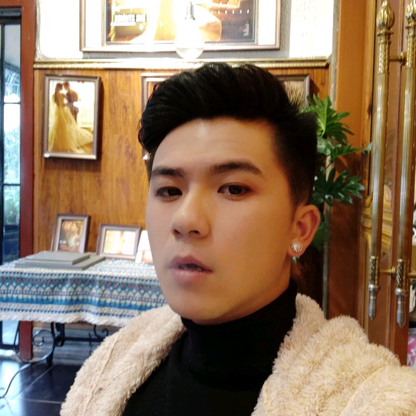 晓灬晨