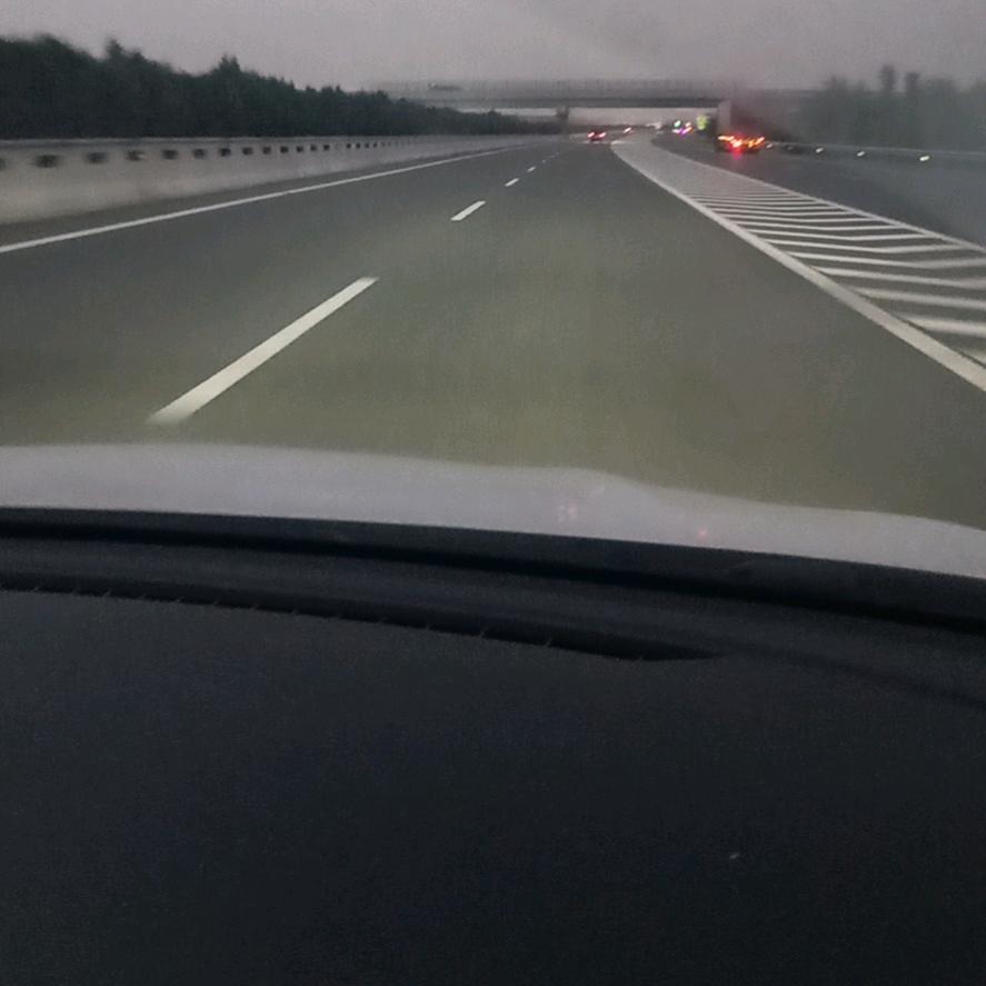 快去藏起来