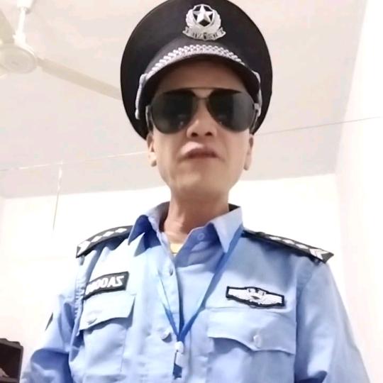 黄存劳