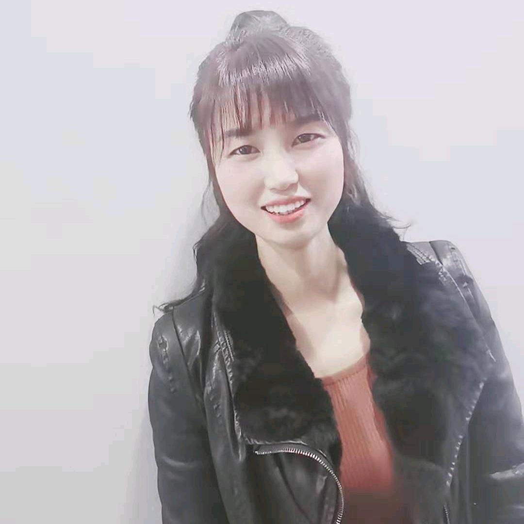 乡村艳妹儿