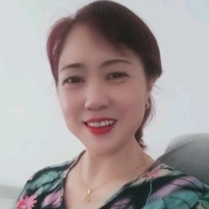 古月木每
