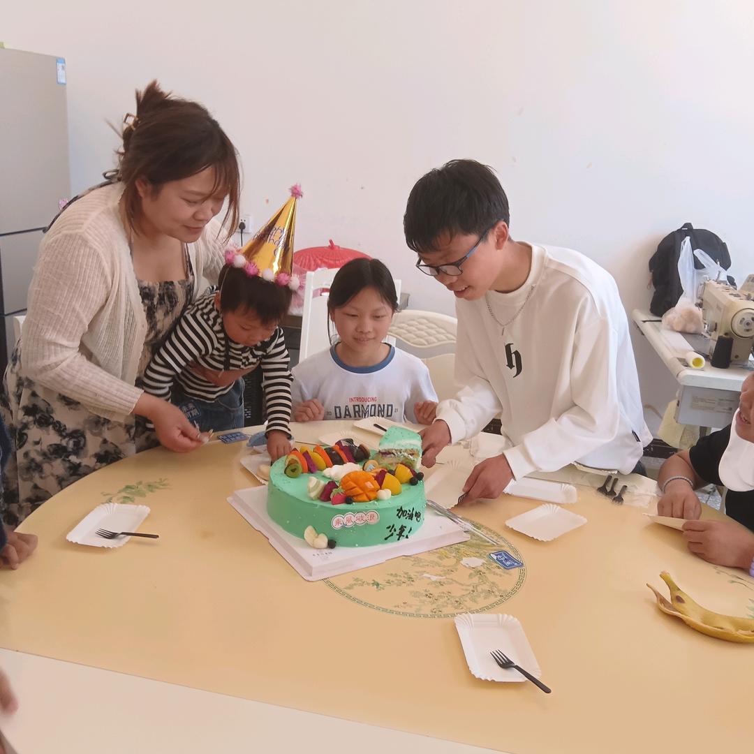 伸手摘星陈