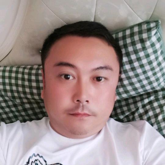 南极人的夏天