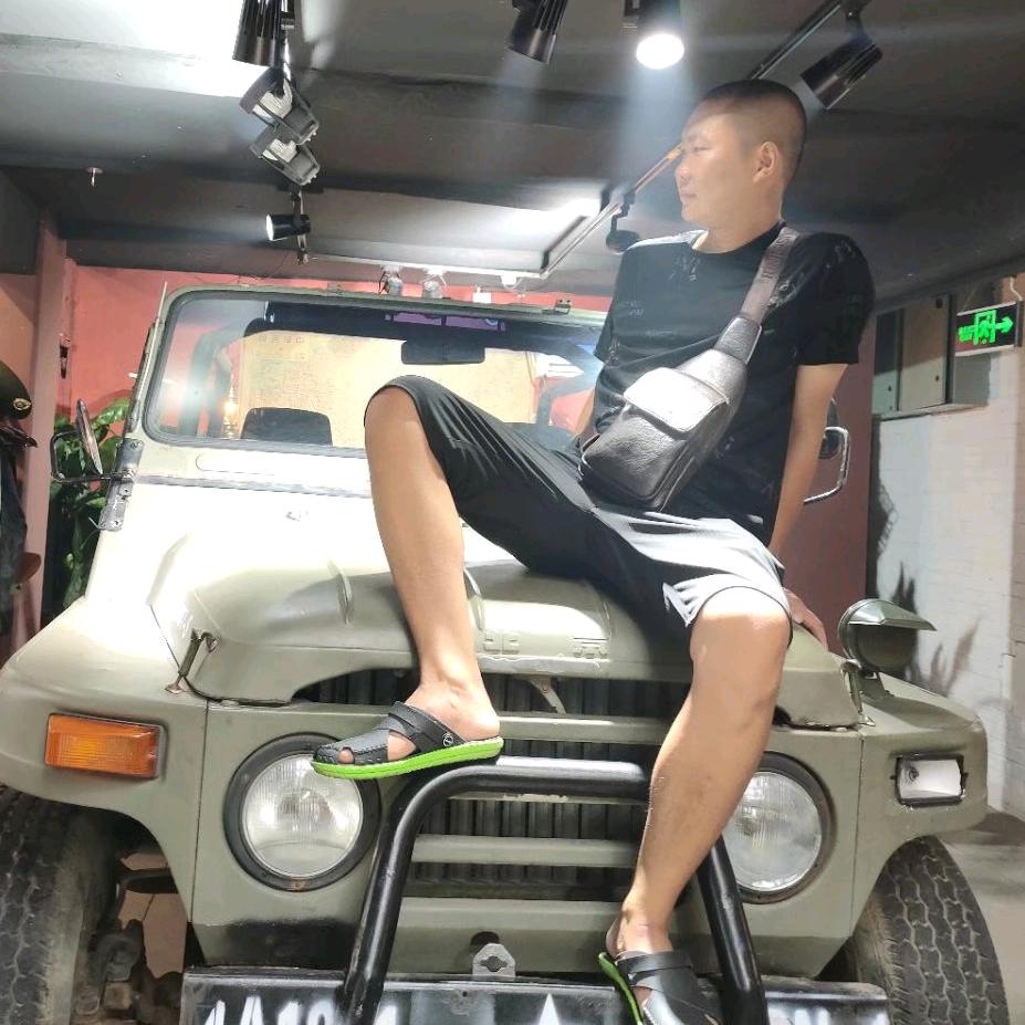 爱钓鱼的 鱼摆摆