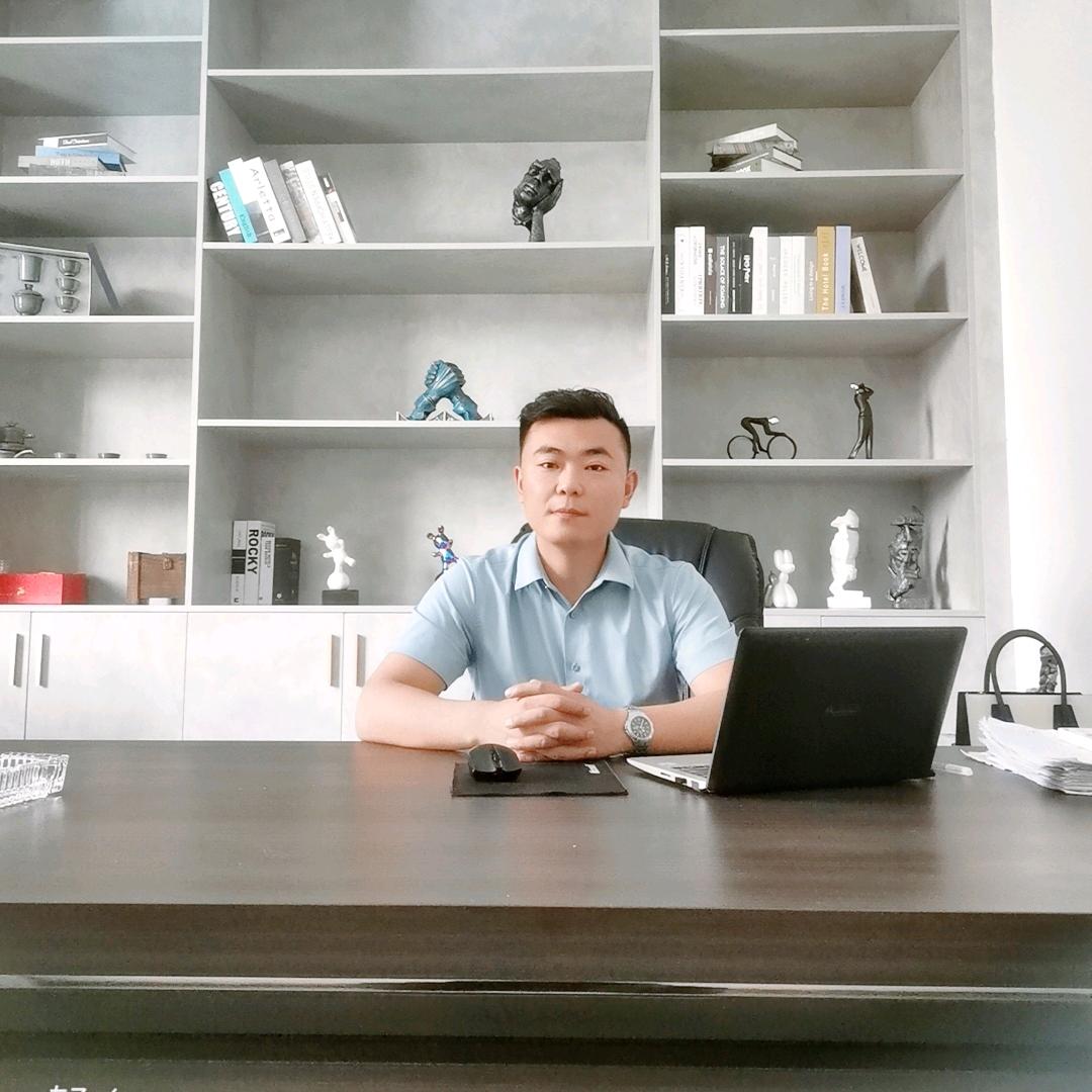龙哥（云尚装饰）